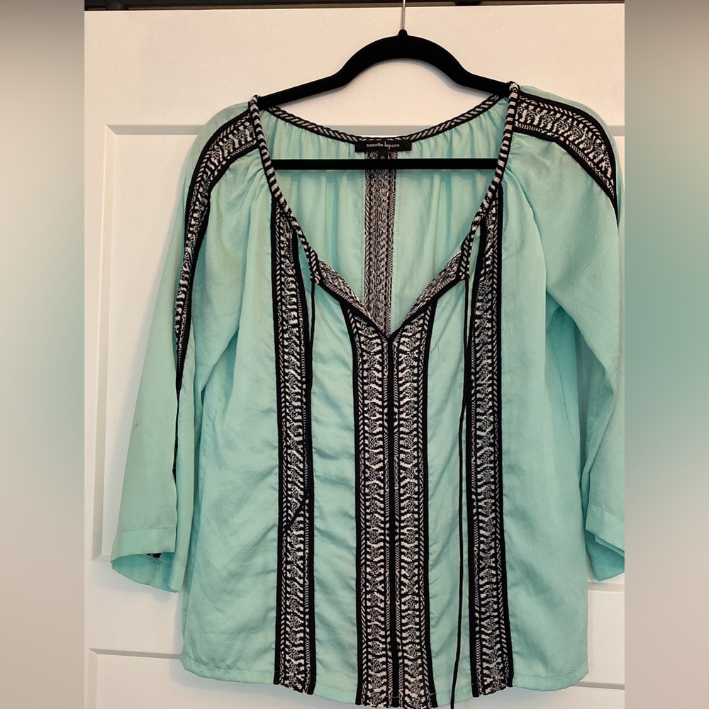 Nanette Lepore XS top. EUC
